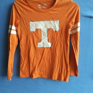 University of Tennessee Junior's Size Large Long Sleeve Shirt